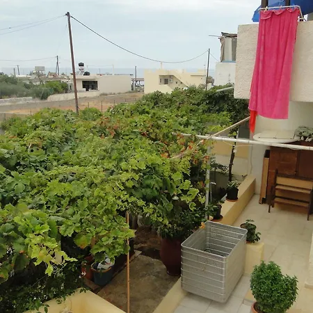 Paradise Apartmanhotel *